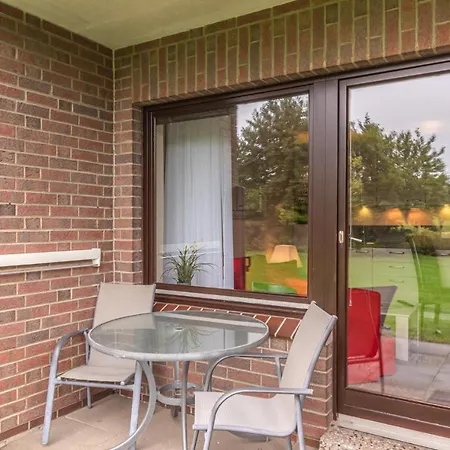 Nice Apartment In Friedrichskoog 아파트 *